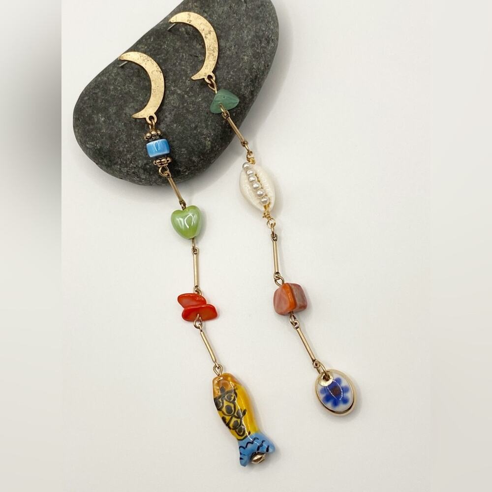 NEW Crescent Moon Charm Dangle Earrings - Picture 10 of 14